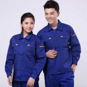 哪个样的工作服合适建筑工人穿？_建筑工人